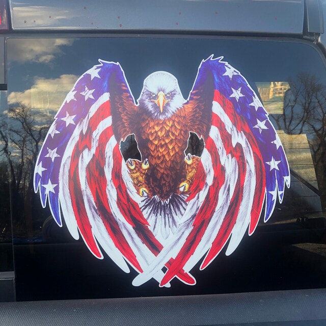 Bald Eagle with American Flag Wings – Royalty-Free Vector