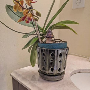 Samantha added a photo of their purchase