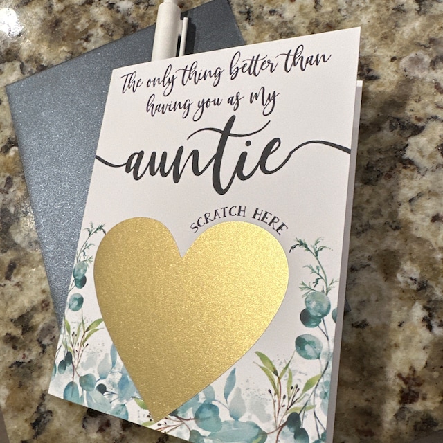 Here's the glittered mum's trader Joe's brought in When in doubt  spray adhesive and throw glitter on it, for the holidays. : r/plantabuse