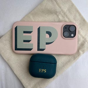 Elisabeth added a photo of their purchase