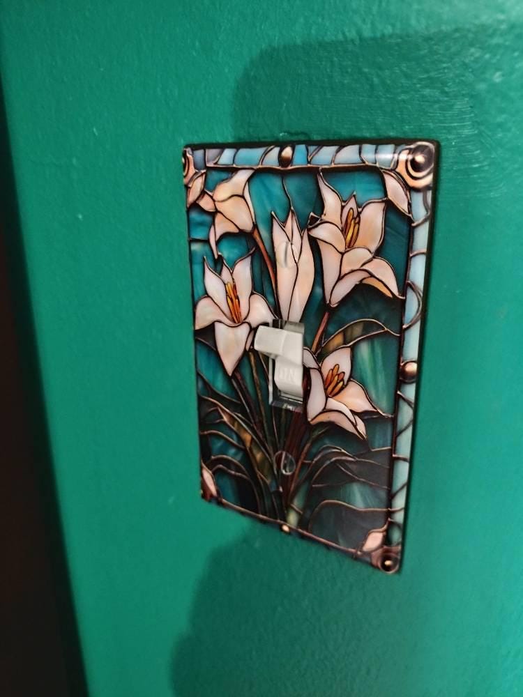 Art Nouveau Lily design Wall Switch Plate outlet cover rocker plate light switch plate wall plate covers lightswitch plate gift idea.