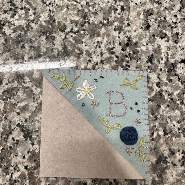 Embroidered Corner Bookmark PDF Pattern: DIY Personalized Felt Page ...