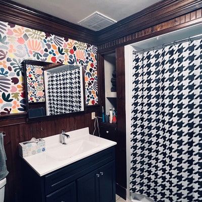 Removable Wallpaper / Mirror Mirror Face Print / Perfect for Renters