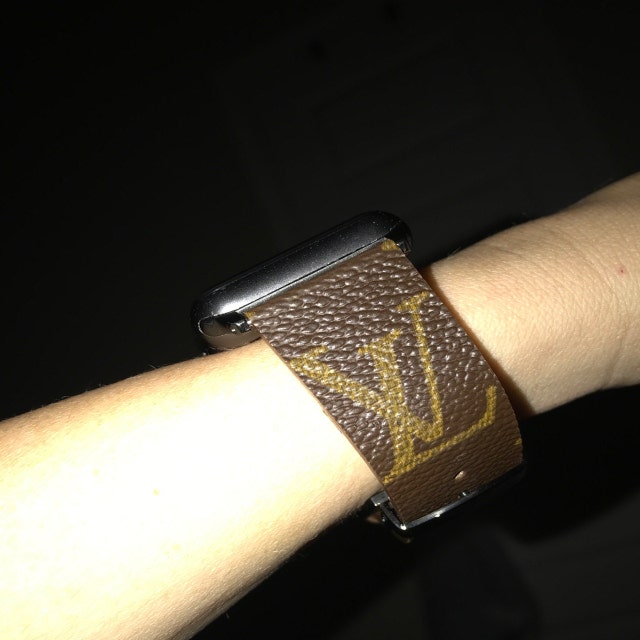 louis vuitton for apple watch