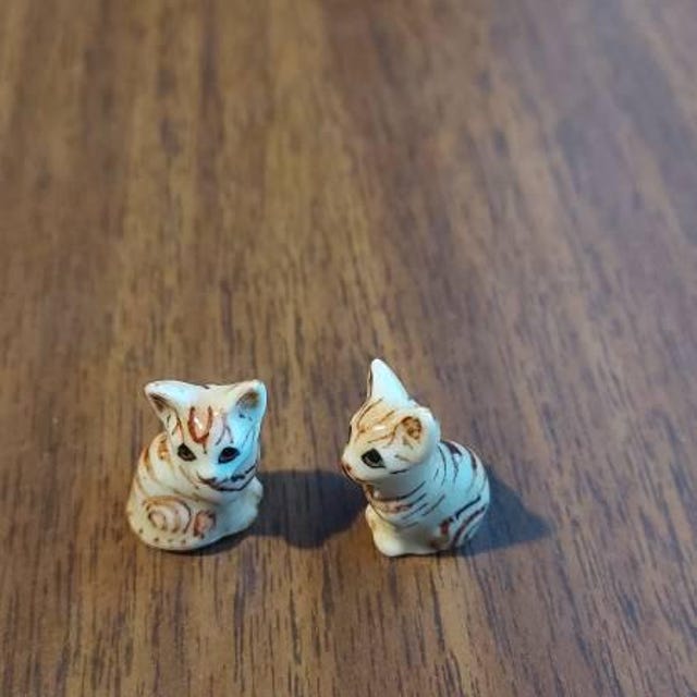 Figurines de chats en céramique peintes à la main : ensemble de décorations miniatures ludiques - France