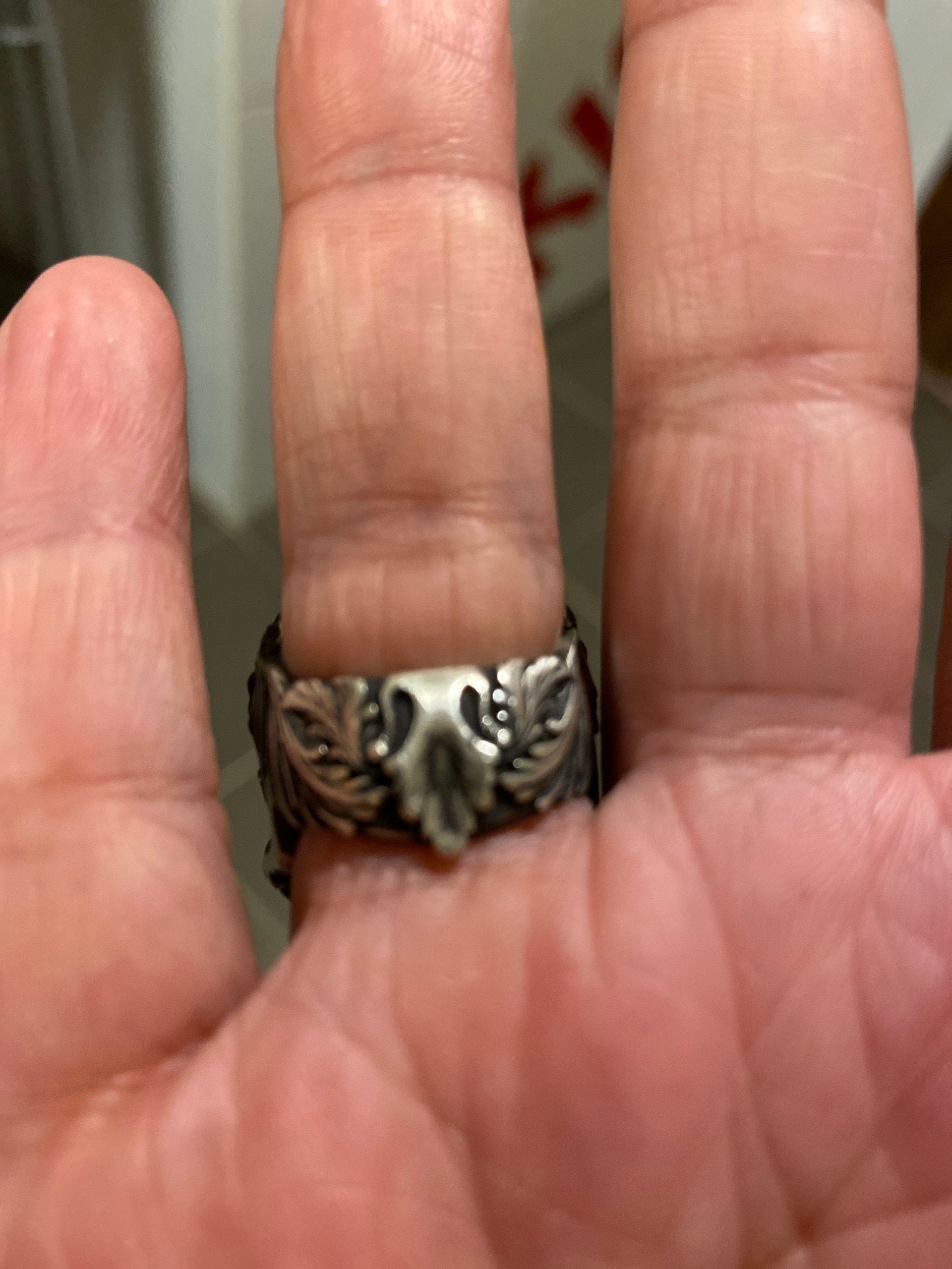 Personalized Skull Ring With Roses, Men Gift Ring, Men Biker Ring, Gothic Skeleton Ring Art, Halloween Skulls