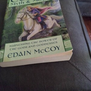 Mythology: Celtic Folklore, Myths, Gods and Goddesses from Ireland, Scotland and