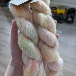 Jiusi added a photo of their purchase