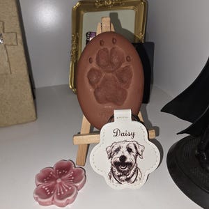 Valeria added a photo of their purchase