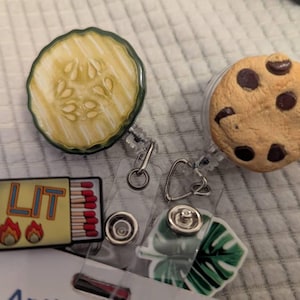 Dalya added a photo of their purchase