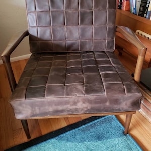 LAURA added a photo of their purchase