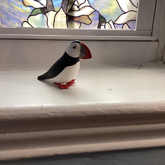 Hand Carved Wooden Mini Puffin – 4.25