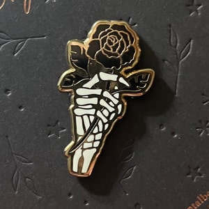 kaylee added a photo of their purchase