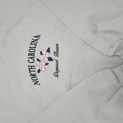 CANADA Quebec State Embroidery Design With Iris Versicolor Flower State