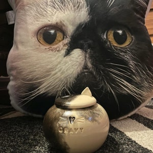 Violet added a photo of their purchase