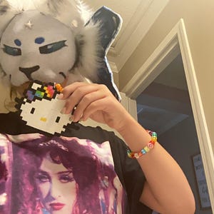 Makayla added a photo of their purchase