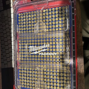 Ross ha añadido una foto de su compra