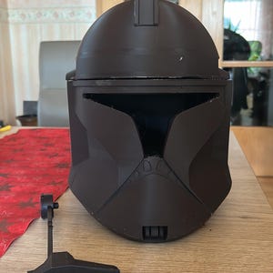 Leon lade till en bild av sitt köp