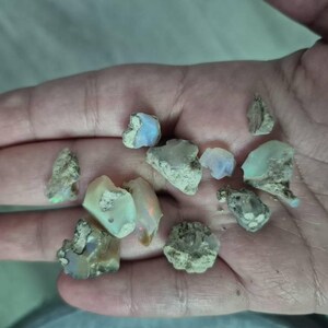 オパール原石、50カラット大粒10個、AAAグレード天然エチオピア産