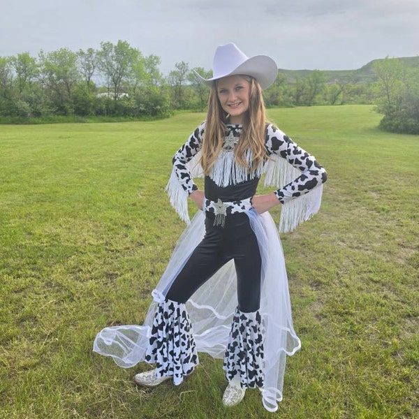 Western Wear Pageant Routine Western Glam Pageant Outfit: 'let There Be Cowgirls' With Shimmering ...