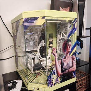 Aislynn added a photo of their purchase