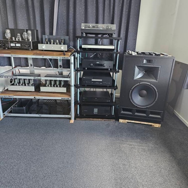 Record Player Stand / Audio Rack With Adjustable Shelf Height ...