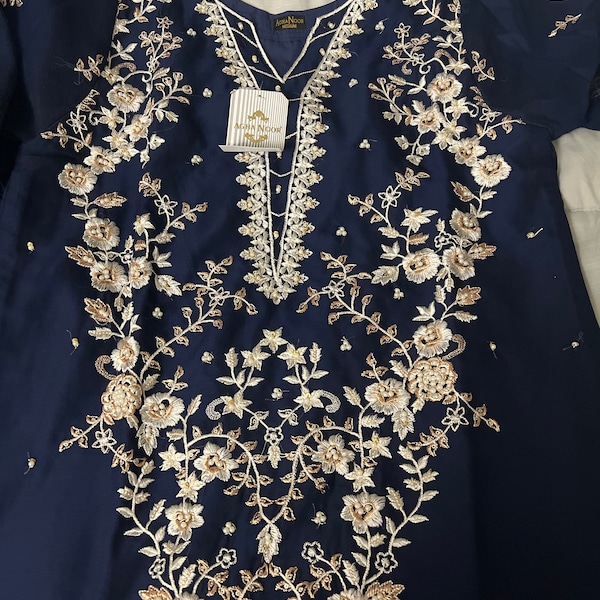 Farshi Mahal by Aabpara – Festive Farshi Shalwar Dress FMA6