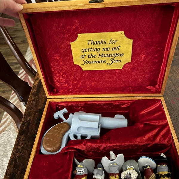 Roger Rabbit Cartoon Revolver Prop Set - Etsy