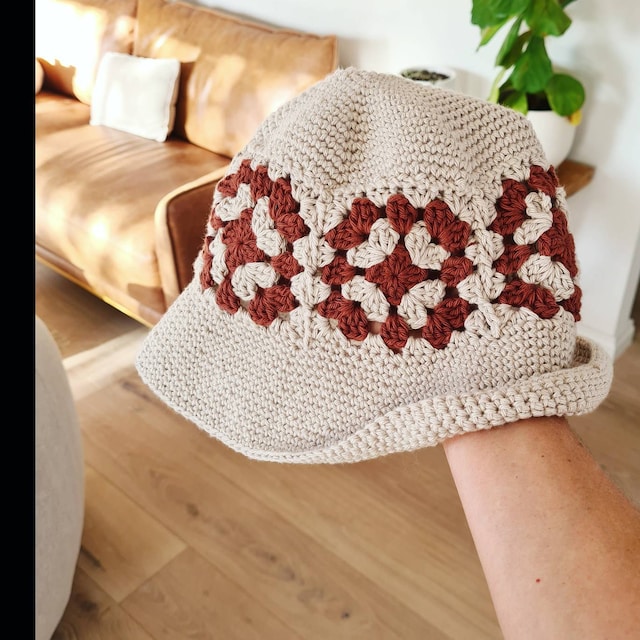 Crochet Pattern / Granny Square Sun Hat / Packable Bucket Hat
