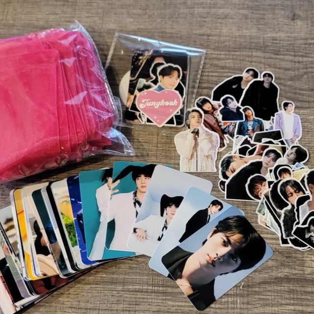 RUNSEOKJIN TOUR Concert Freebie Kit Small, Large BTS | Jin