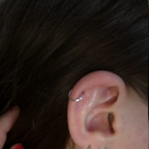 Jasmien added a photo of their purchase