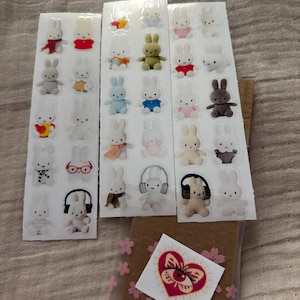Alyssa added a photo of their purchase