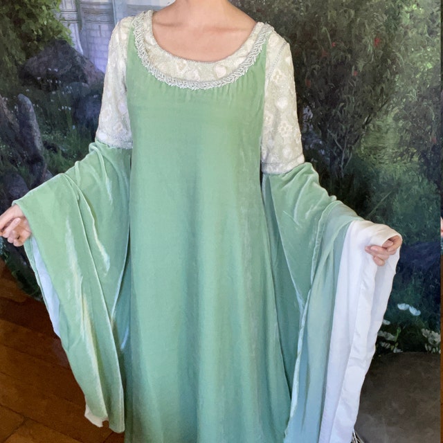 green dress flowers Green Floral Short Sleeve Midi Dress - All Dresses