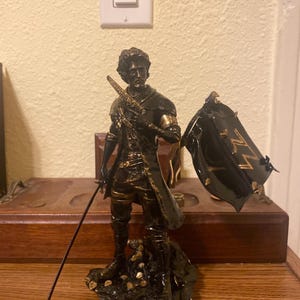 Figurine Gustave – Collection Clair Obscure – Expédition 33
