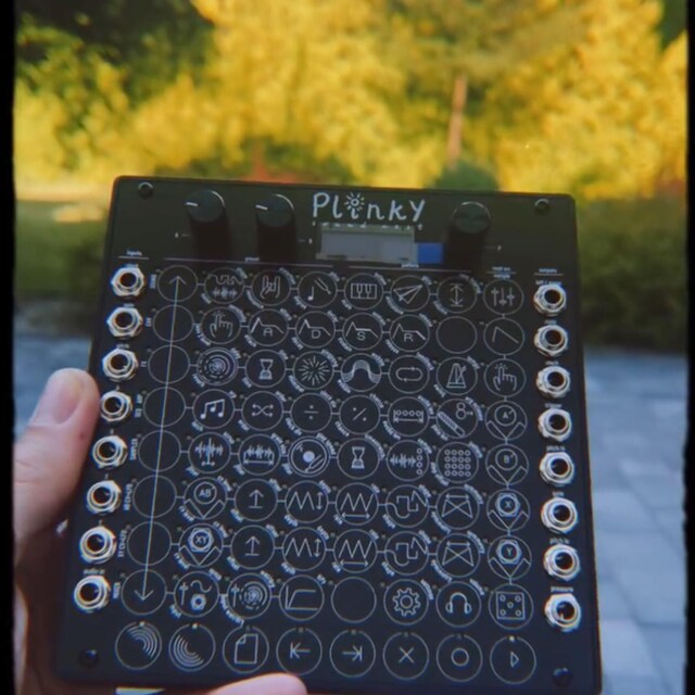 Plinky Synth V3 タッチ式高機能シンセ Plinky v3 Touch Synthesizer Kit