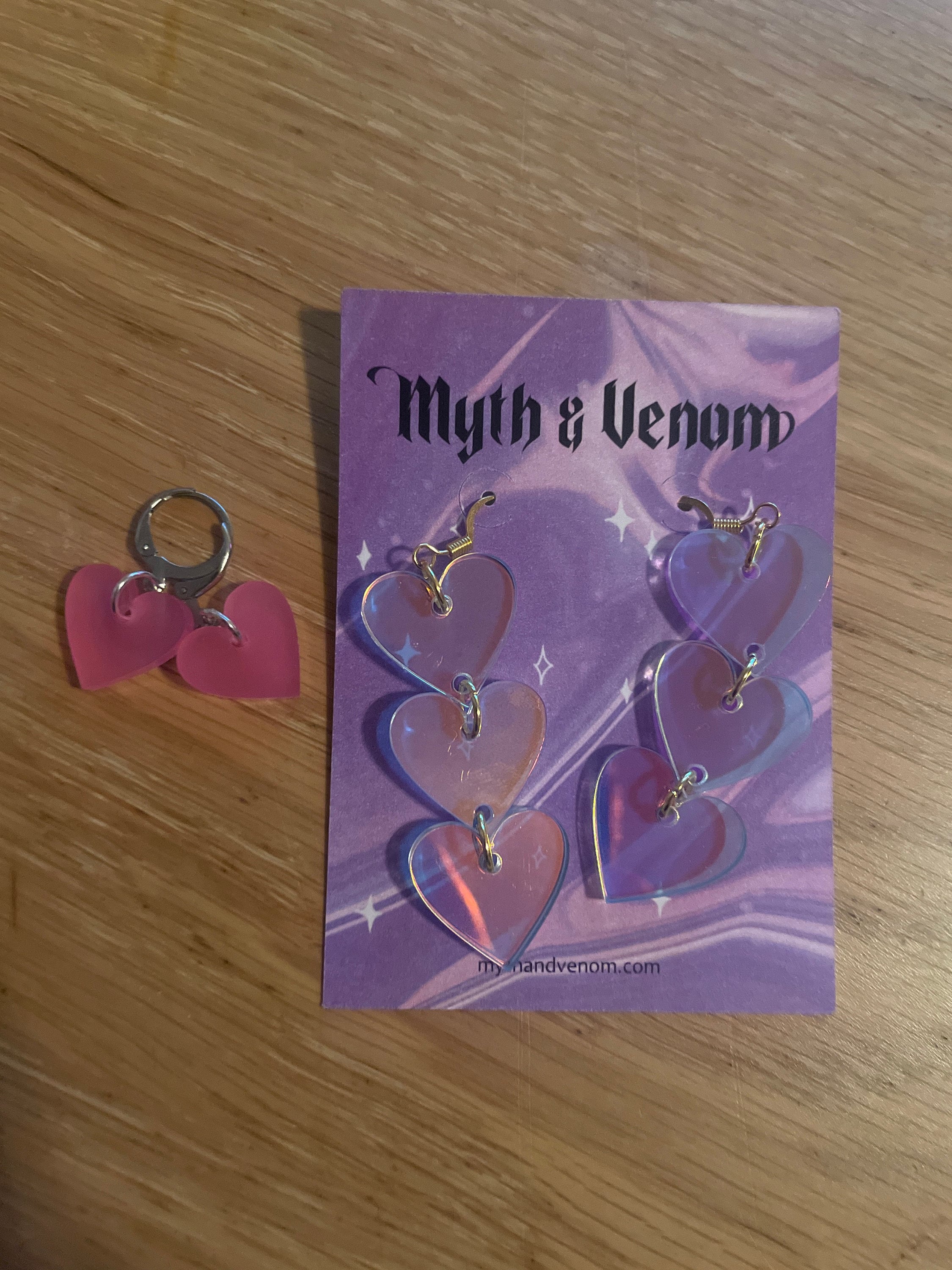 Heart Shaped Iridescent Waterfall Drop Earrings - acrylic - eras - lightweight - FALLING HEART - Rainbow