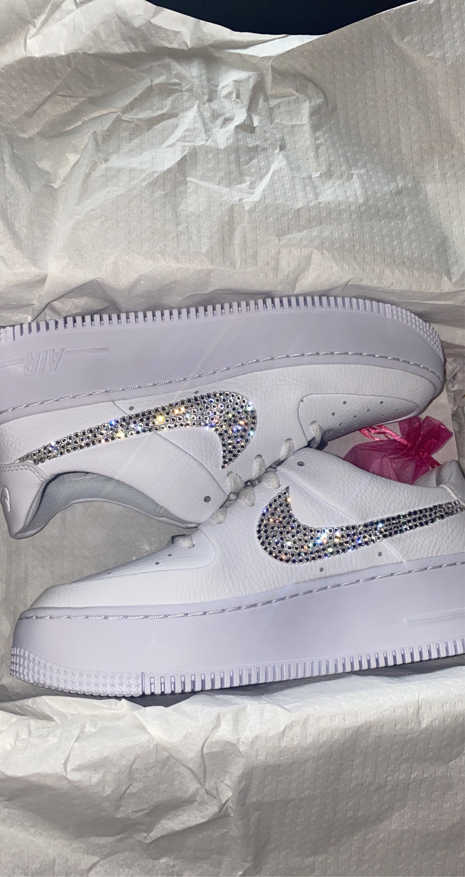nivo metod Mount banke swarovski nike air force 1 lv8 for kids and women  customized with swarovski crys swarovski nike air force 1 lv8 for kids and  women customized with - welcome2tirupati.com