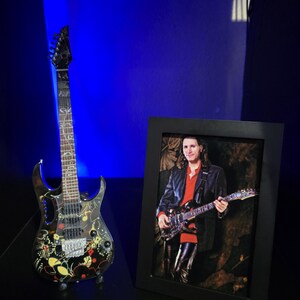 Steve Vai Collectible - Ibanez JEM Black Floral Pattern Miniature