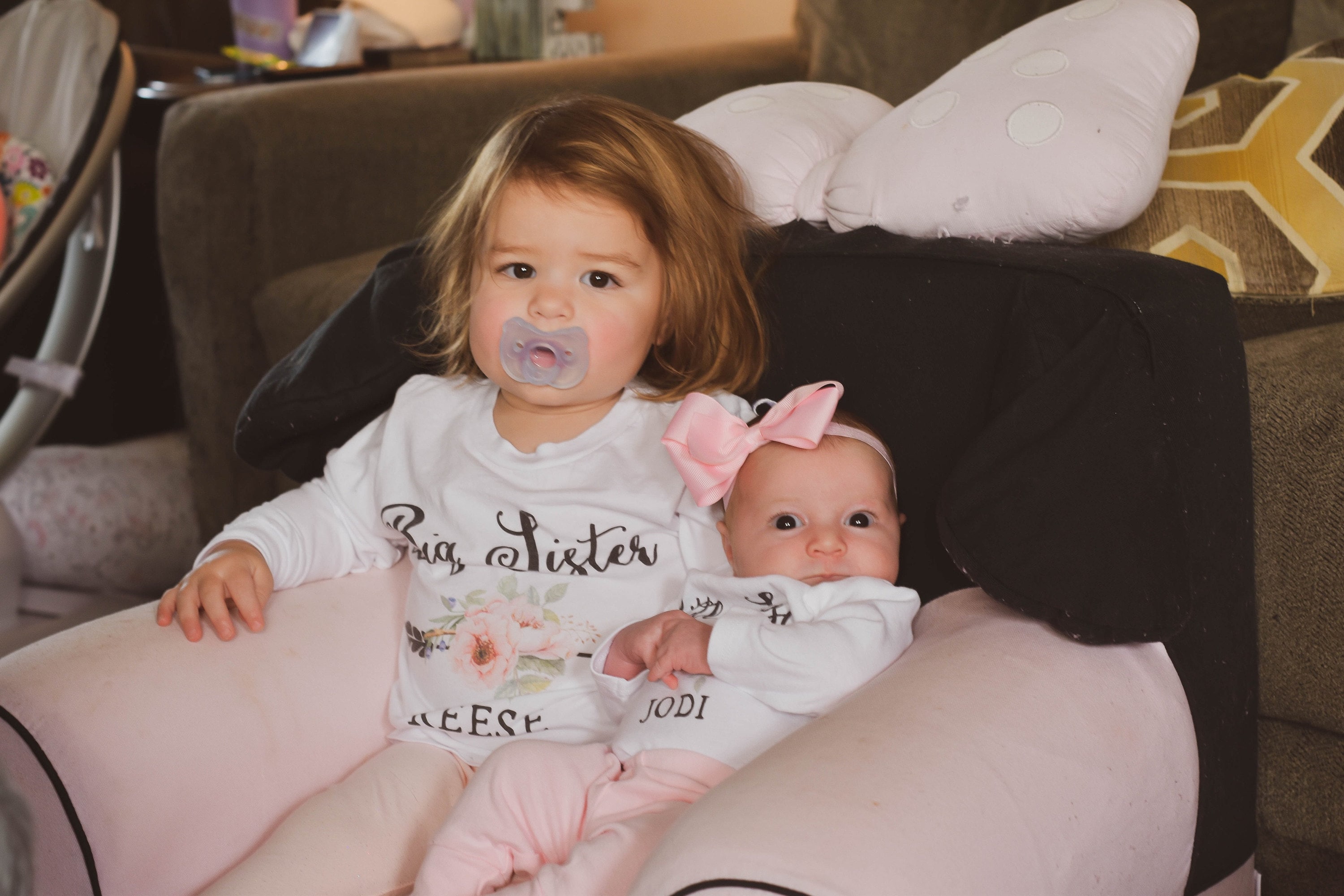 Big sister little sister set named matching sibling set big sister shirt little sister shirt personalization sibling shirts photo props top