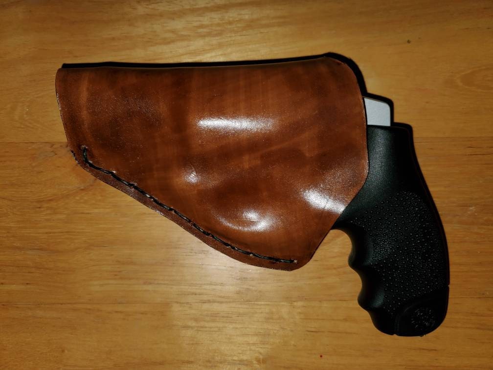 Smith & Wesson Leather Holster, J Frame Brown Concealed or Open Carry with Belt Clip, Right or Left Handed