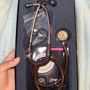 Maliyah added a photo of their purchase