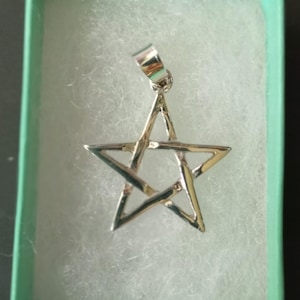 Ionela added a photo of their purchase