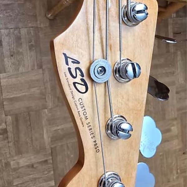 Trasferimento UV Paletta Stratocaster 2 Adesivi Vinile Trasferimento UV Per Paletta Chitarra Fender Stratocaster Custom Shop - Nuovi, Per Personalizzazione Decal Chitarra Vinile