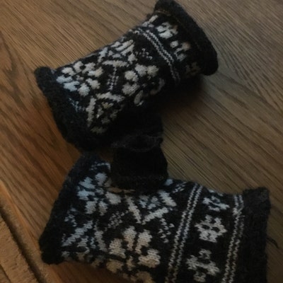 Latvian Mittens DIY Knitting Kit Knit Like a Latvian WINTER FLOWERS - Etsy