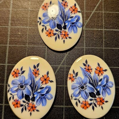 15 Vintage Acrylic Cameos (hong Kong, Japan, West German) DIY 15 Vintage Acrylic Cameos (hong Kong, Japan, West German) DIY