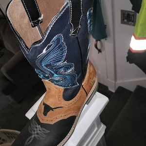 Rashad added a photo of their purchase