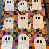 Ghost Party!!! Quilt PDF Pattern Download by Woollypetals - Etsy Canada