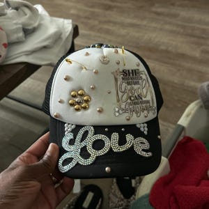 Lasette added a photo of their purchase
