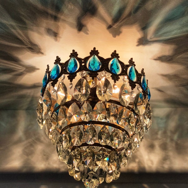 Antique / Vintage Brass & Crystals Chandelier Lighting With 8 Arms ...