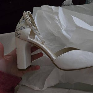 Ivory Bridal Sandals With Handmade Embroidery, Wedding Shoes With